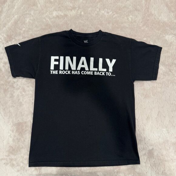 2013 WrestleMania The Rock Returns NY/NJ Black T-Shirt Men's Large - Picture 1 of 7